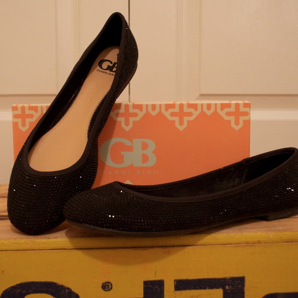 Gianni Bini Black Rhinestoned Flats Sz 11